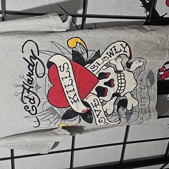 Ed Hardy Love Kills Slowly Graphic Tee‎ Shirt Size Medium NWT - Picture 3 of 10